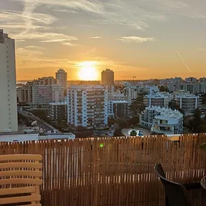 Com Vista Espetacular, Ao Lado Da Apartamento